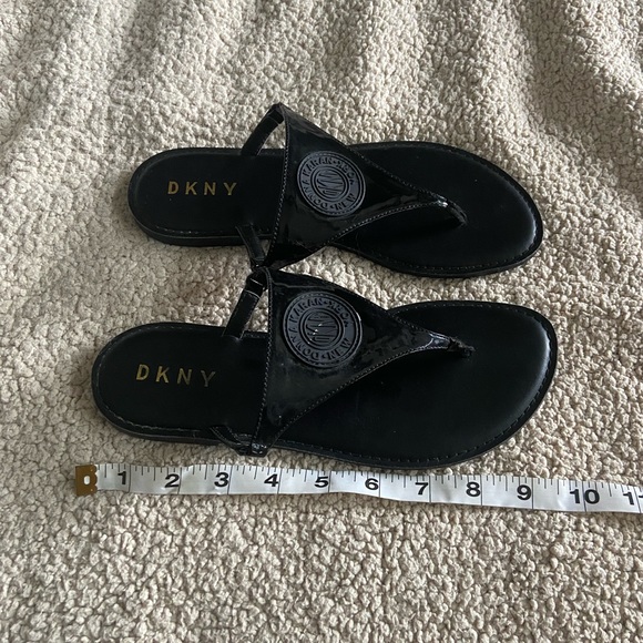 🔸 DKNY 🔸 black sandals - Picture 5 of 6